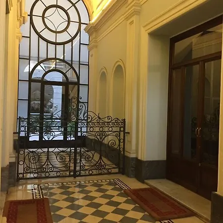 G&g House Affitto Turistico Konukevi Roma